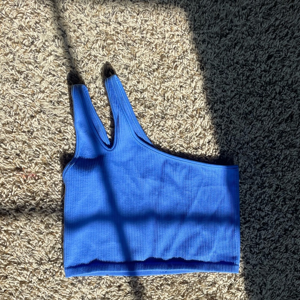 a super cute blue crop top